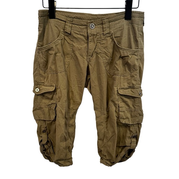 Kuhl Women's Cargo Capri Pants Roll Tab Green Size 2 Hiking Outdoor shorts khaki - Picture 1 of 7
